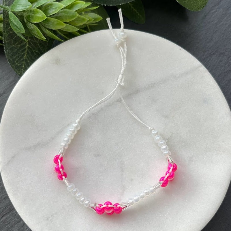 Valentine Flower Bracelet: Large Beads